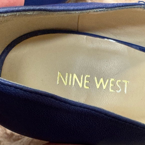 Blue leather pumps size 10 - Picture 7 of 7